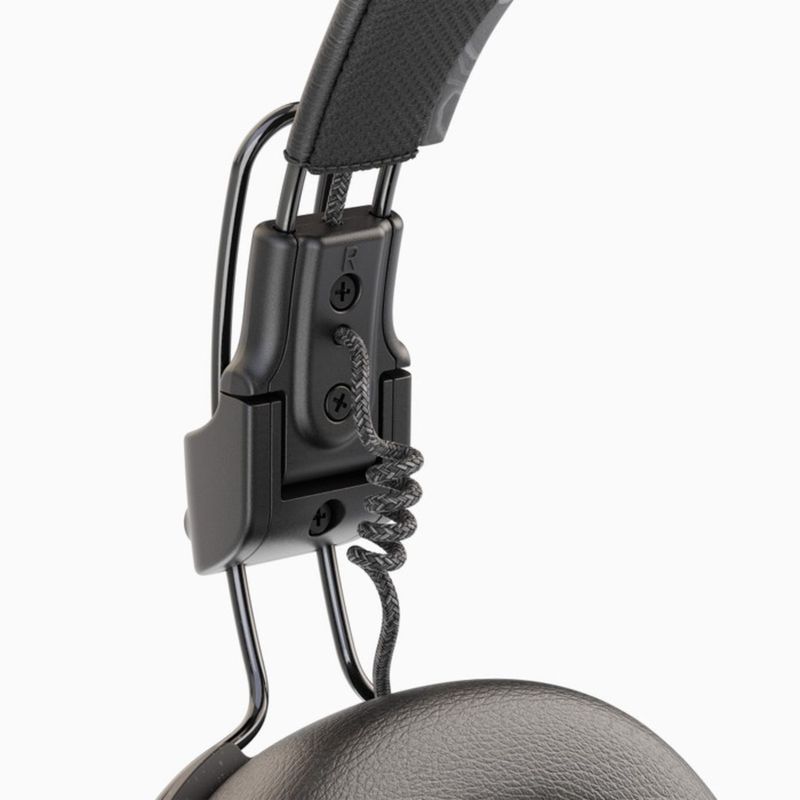 jh143-cmf-hingedetail-sb-38091