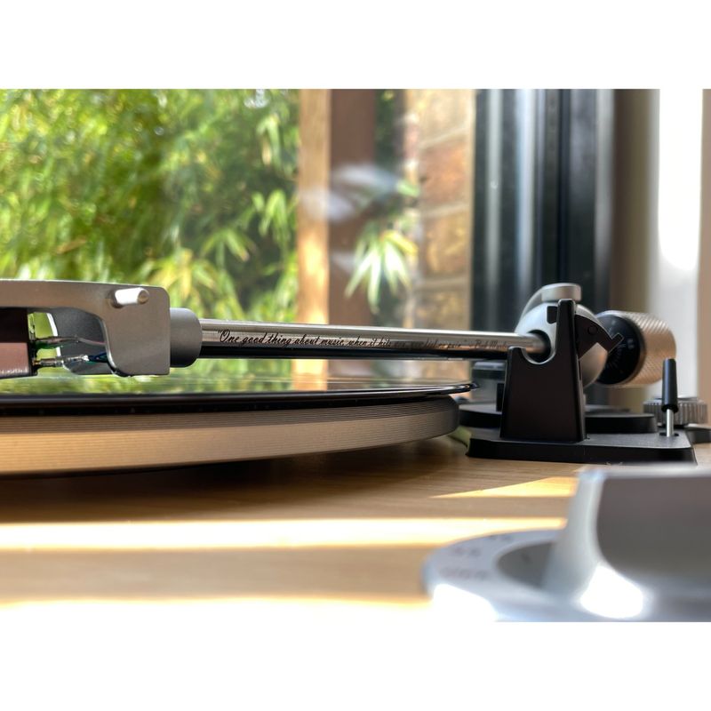 em-jt002-sbb-hr-lifestyle-10